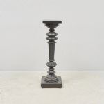 1677 8055 Piedestal